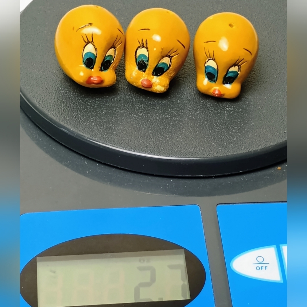 Vintage Tweety Bird Head Beads - Yellow Cartoon Charms (Set of 3) - Picture 9 of 9